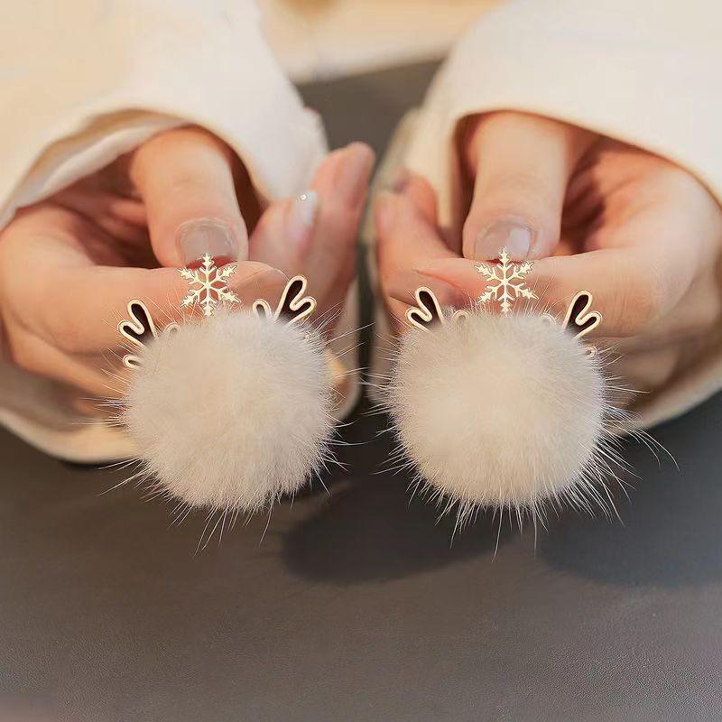 Temperament Antlers Hairball Earrings Autumn and Winter Earrings 2025 Popular Earrings