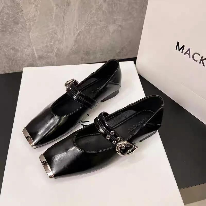 Fashion New Fashion Buckle Belt Flats Woman Luxury Metal Square Toe Leather Shoes Elegance Low Heels Ladies Party Dress Shoes