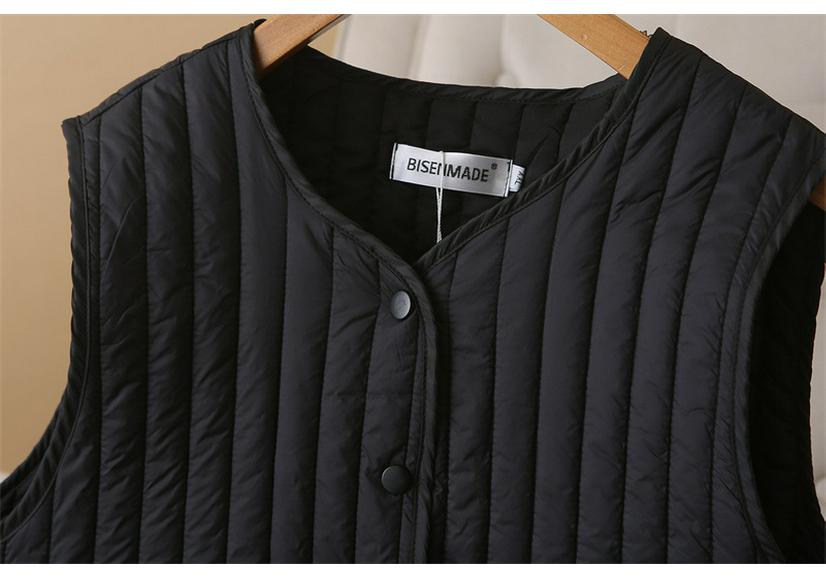 2025 Autumn/Winter Plus Size Vertical Stripe Lightweight Padded Vest for Slimming Chubby Girls, Style 1754