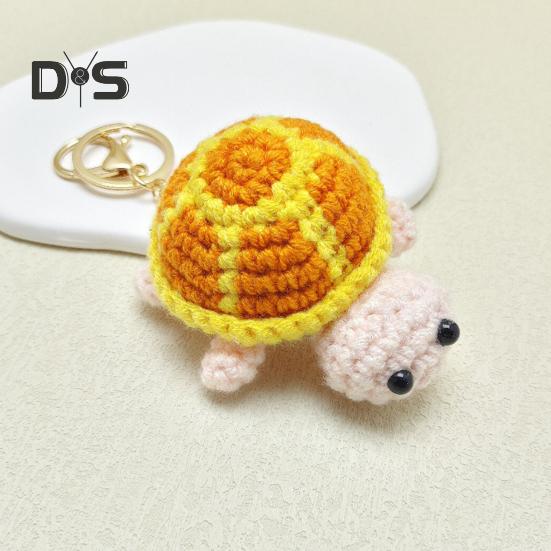 Knitted Turtle Keychain Exquisite Yarn Crochet Compact Size Portable Keyring Cartoon Style Mini Turtle Keychain