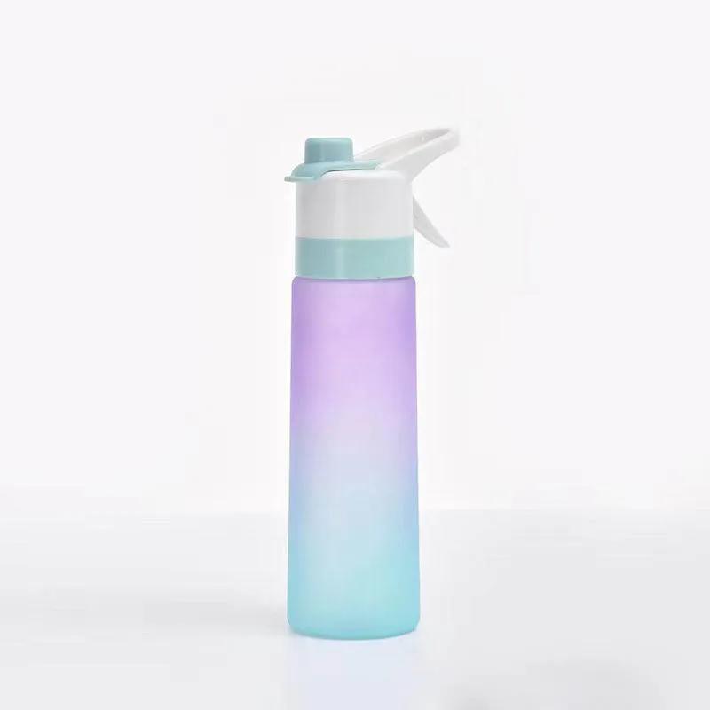 

Бутылка для воды 700 мл для занятий спортом на открытом воздухе, фитнесом, большой емкости, бутылка-распылитель, портативная градиентная бутылка, бутылки для питья, дорожные бутылки 0.7L фиолетовый