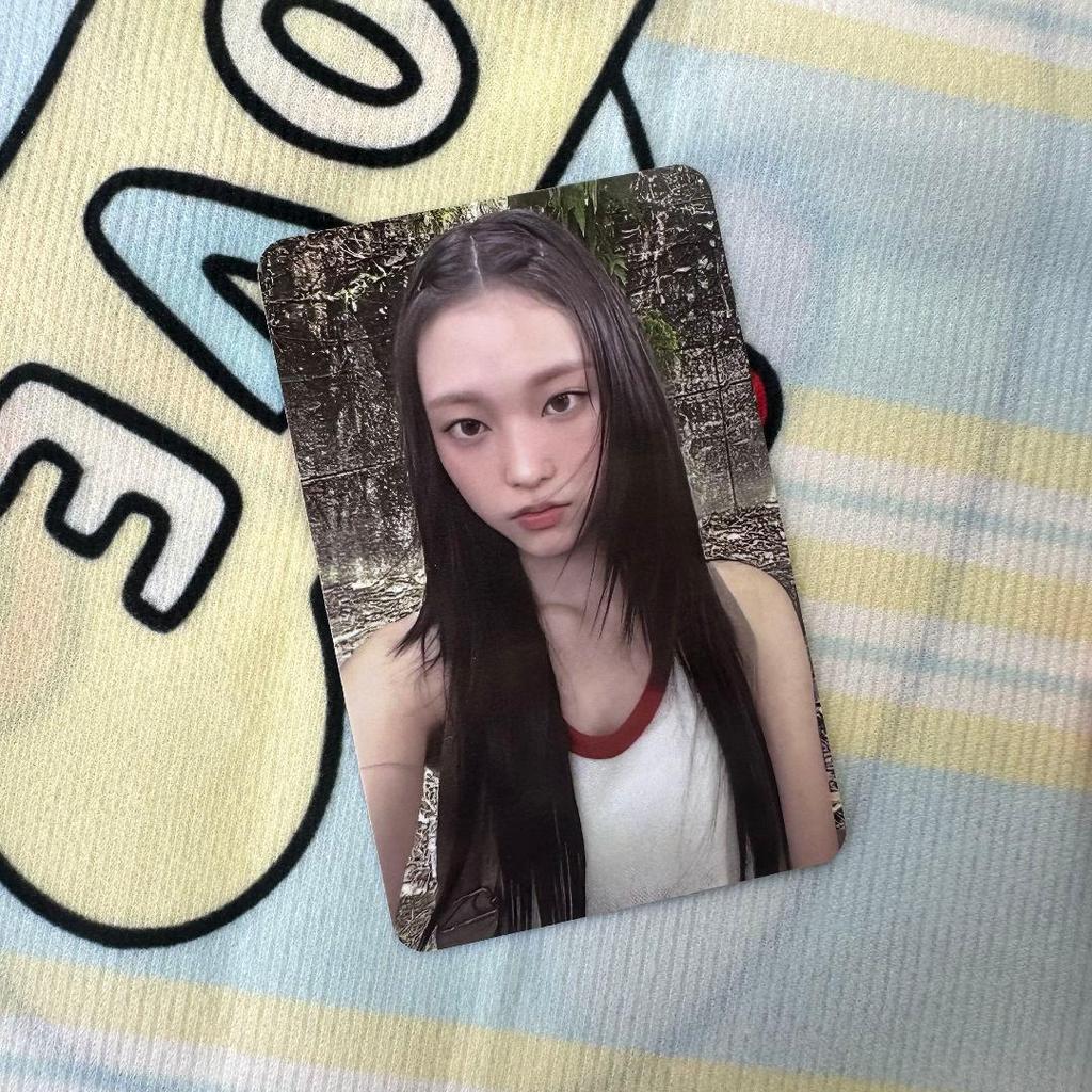 [USED] NewJeans Hyerin How Sweet Pre-recorded Sanok Trading Card