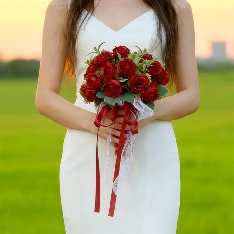 Artificial Rose Flower Bridal Bouquet Reusable Silk Rose Floral Arrangement For Wedding Anniversary Photo Essential
