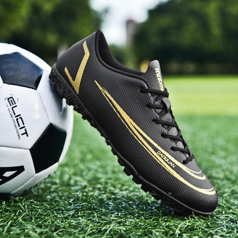Mens Football Shoes  New Hot Selling Low Cut Anti Slip FG/TF Football Shoes Breathable Match Soccer Shoes for Man