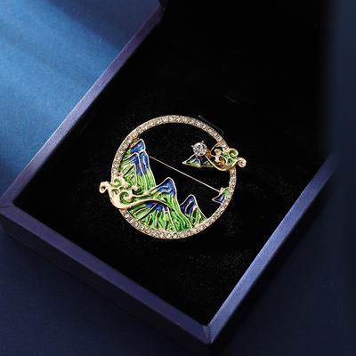 Broche de mapa "Mil Milhas de Rios e Montanhas", broche leve de luxo para mulheres, decoração de casaco de alta qualidade com nicho de paisagem