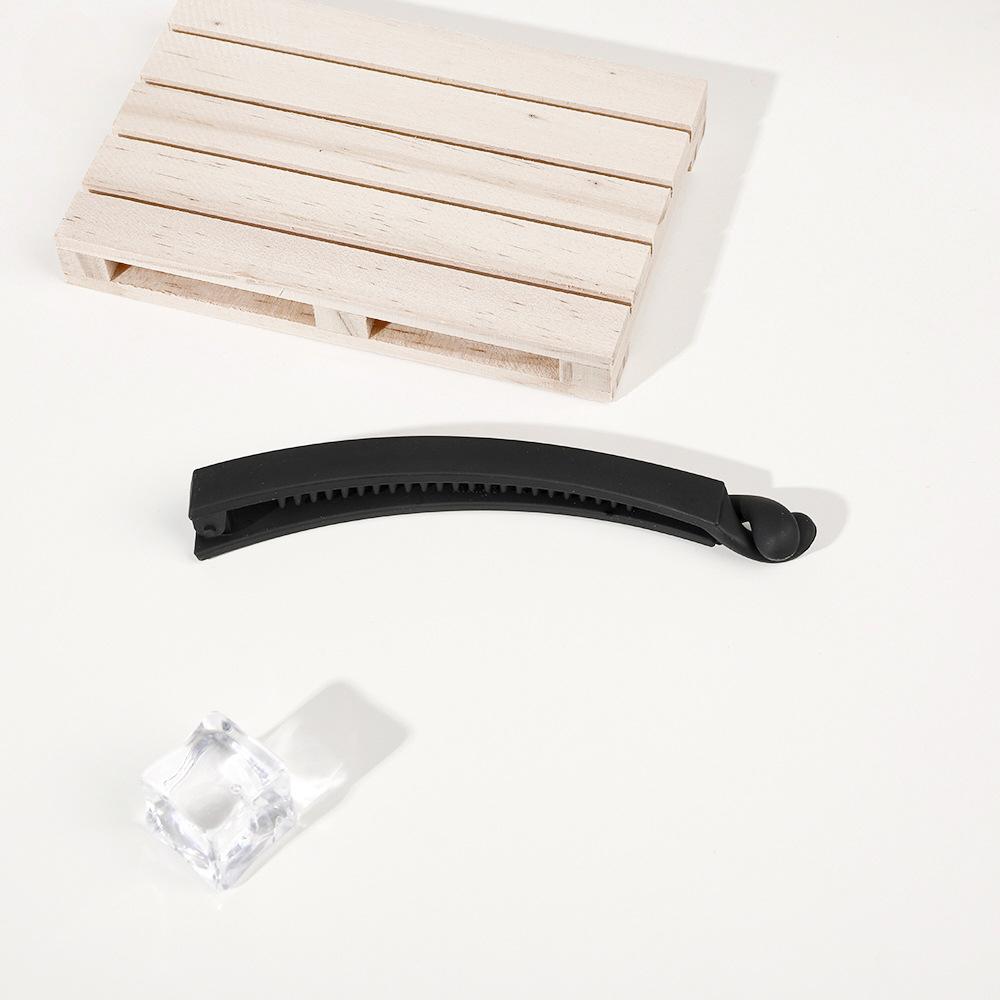 PC Hairpin Banana Clip High Ponytail Fixed Artifact Simple Twist Clip Hair Accessories