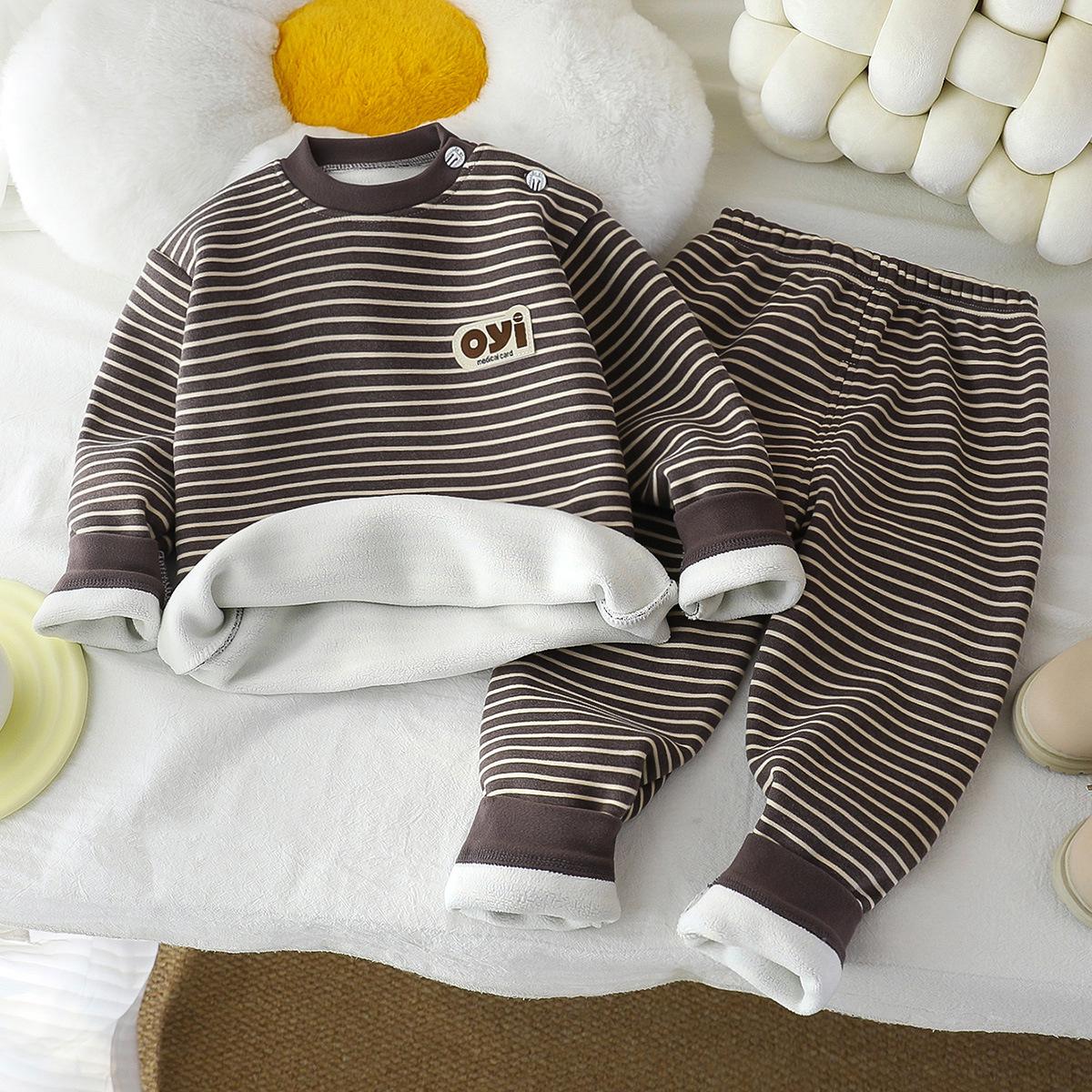 

Kids Thickened Striped Plush Suit: Warm Semi-High Collar Top for Boys & Girls 90 (with shoulder buckle)