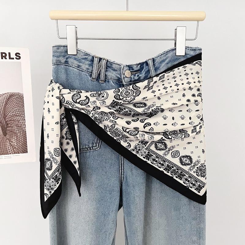 Fashion Versatile Paisley Triangle Scarf Thin Breathable Summer Sun Protection