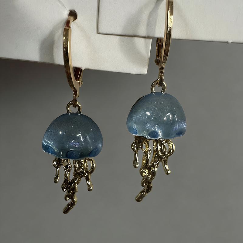 

2026 Creative Blue Resin Jellyfish Hoop Earrings for Women Unique Aesthetic Charm 2000S Harajuku Emo Vintage Zircon Accessories