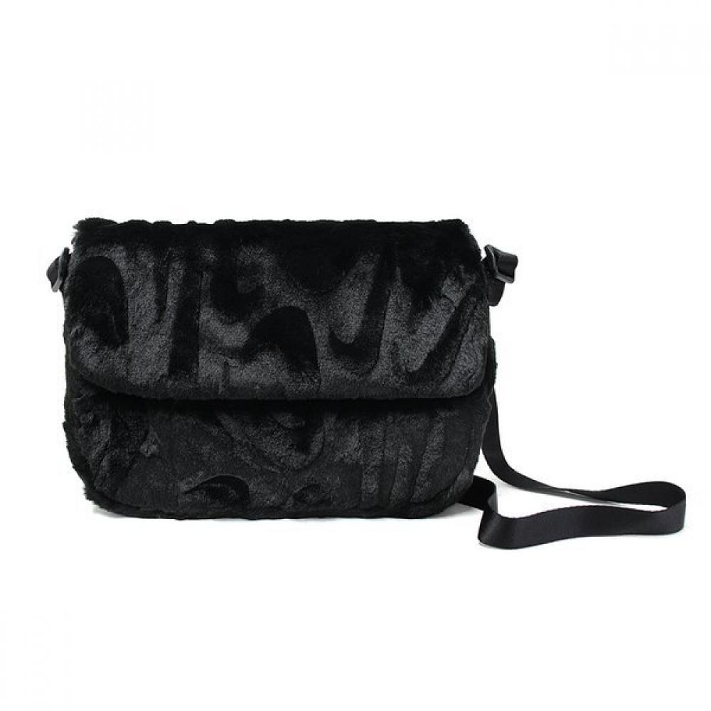 

Nike Nsw Futura Faux Fur Cross Bag Black Fz1326 010 FZ1326010:MISC