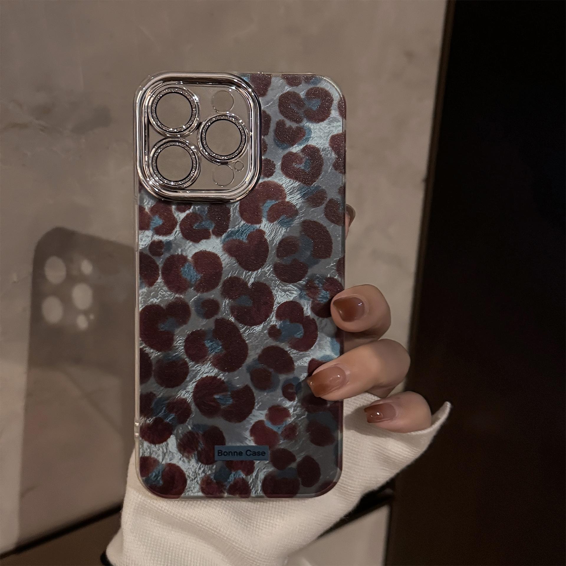 

Retro Blue Brown Leopard Print Apple 16 Mobile Phone Case IPhone17 Suitable for 14pronax Hair Ball Bracelet Lens Film 12pro
