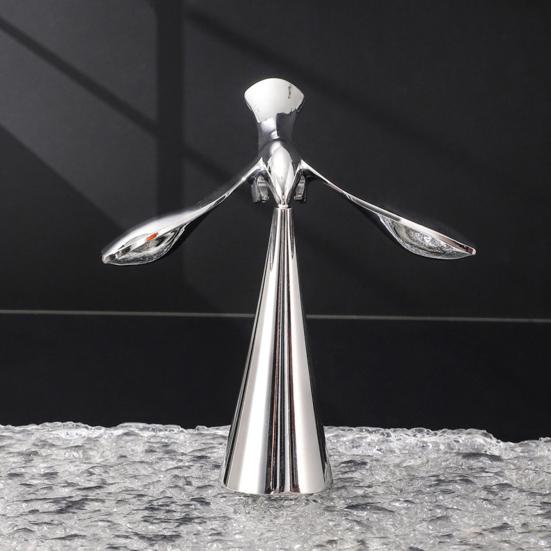 Otwieracz do butelek Flying Bird z obrotową podstawą, metalowy barek, akcesorium do piwa, wina, kreatywny prezent na biurko