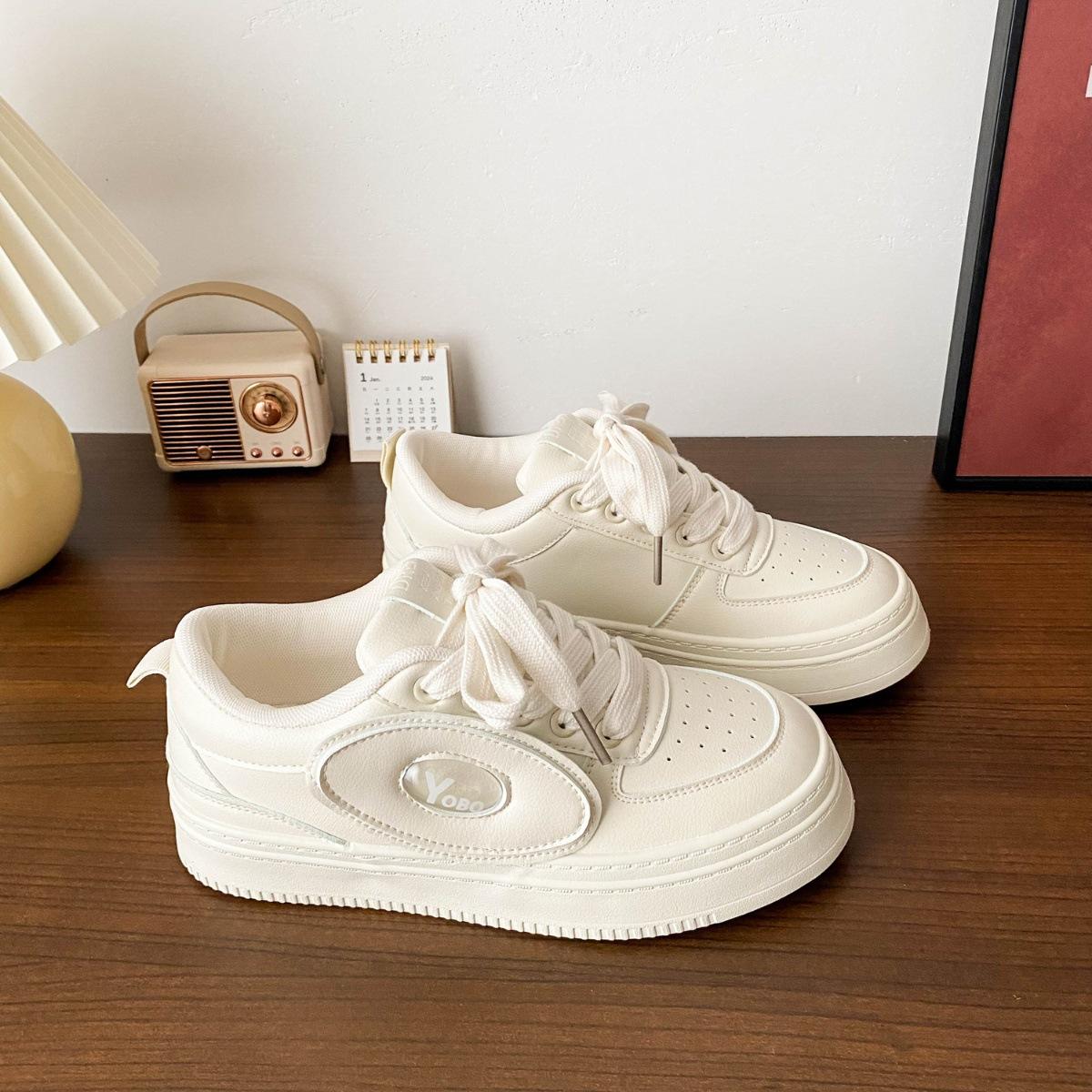 

Autumn new versatile little white shoes women s skirt platform casual board shoes 35