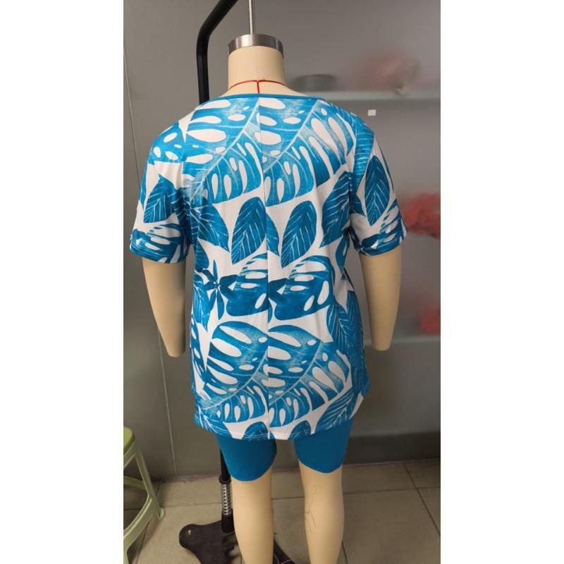 Women's Plus Size Tropical Leaf Print Short Sleeve Top & Capri Pants 2 Piece Lounge Set