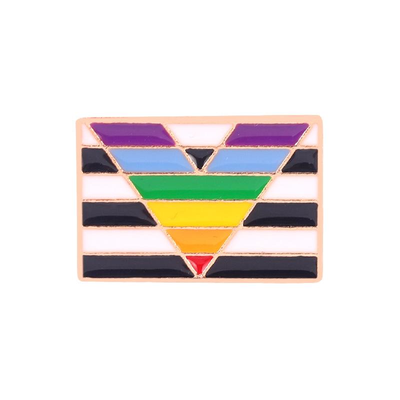 

Unique Heart Design Rainbow Badge Eyecatching Alloy Pin For Decoration Versatile XZ5371