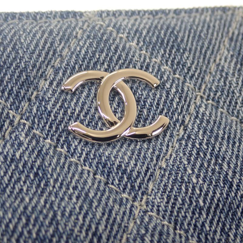 CHANEL  Clutch bag blue denim Women