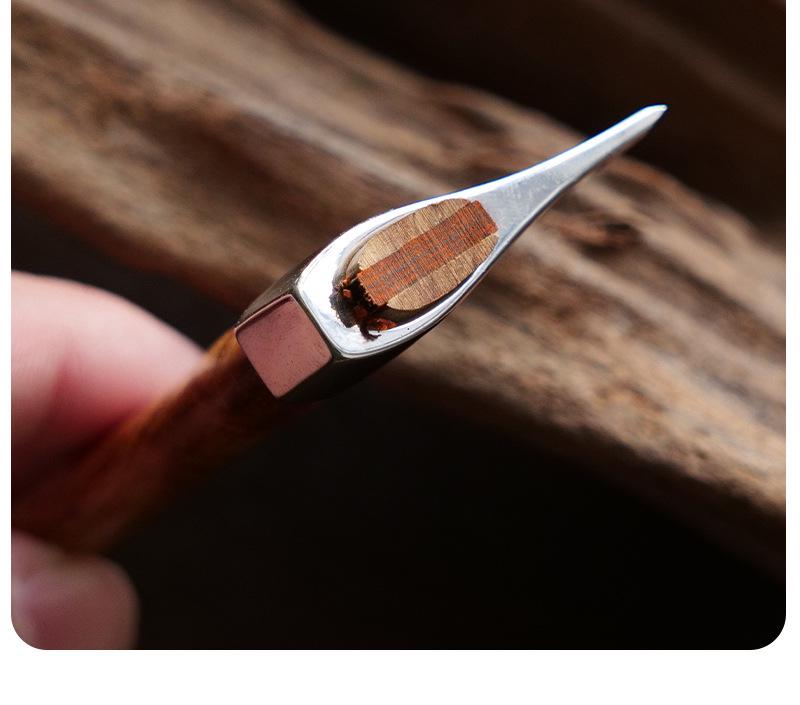 Exquisite Mini Axe Desktop Ornament and Pencil Sharpener with Wooden Handle
