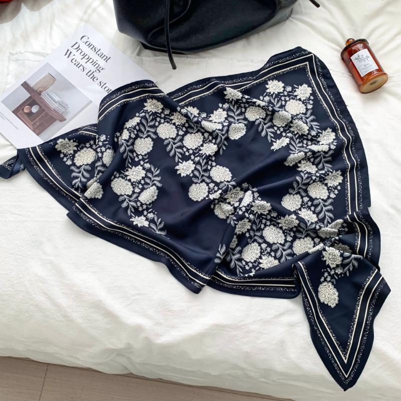 Cashew flower silk scarf new trend bag headscarf headband neck protector scarf scarf small shawl triangle scarf fart curtain