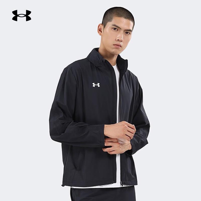 Under Armour Men s Woven Hooded Jacket M
