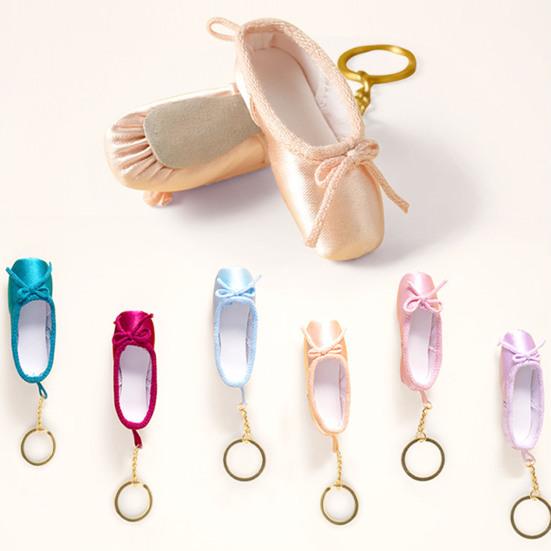 Yousheng Satin Ballet Shoe Keychain Handmade Mini Pointe Shoe Pendant with Keyring Ballet Lovers Bag Charm Gift for Ballet Dancers