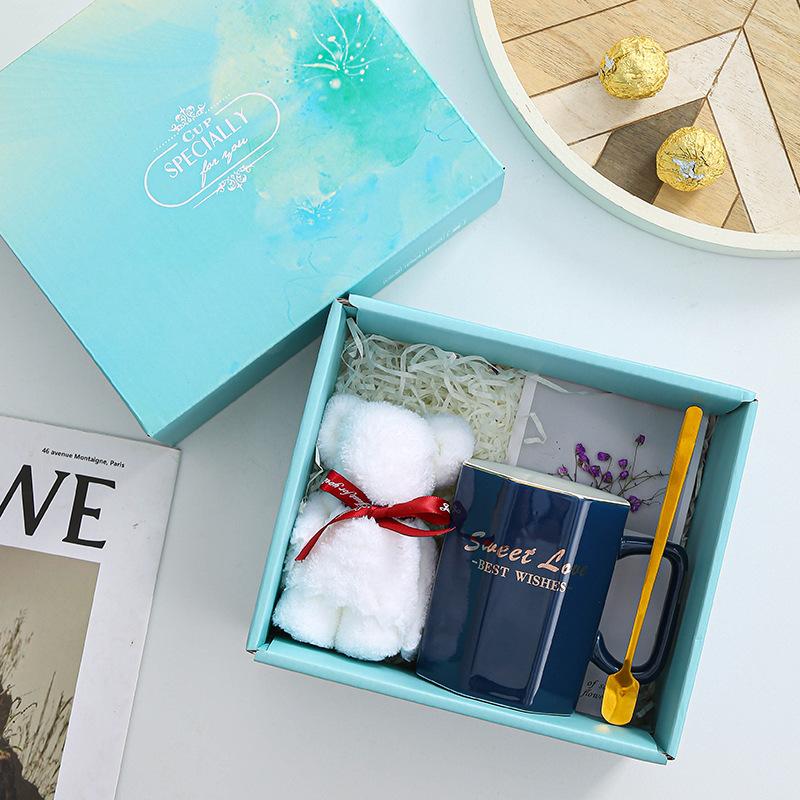Modern simple light luxury ceramic cup mug couple set towel bear souvenir wedding gift opening