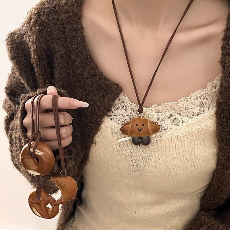 Handmade alkaline water bread pendant neck necklace croissant kink bagel bag decorative pendant deerskin rope sweater chain