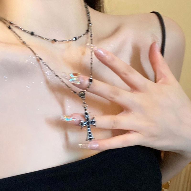 Double Layer Crosses Pearls Necklace Elegant Stacked Jewelry Double Layer Chain Necklace For Women Fashion Accessory