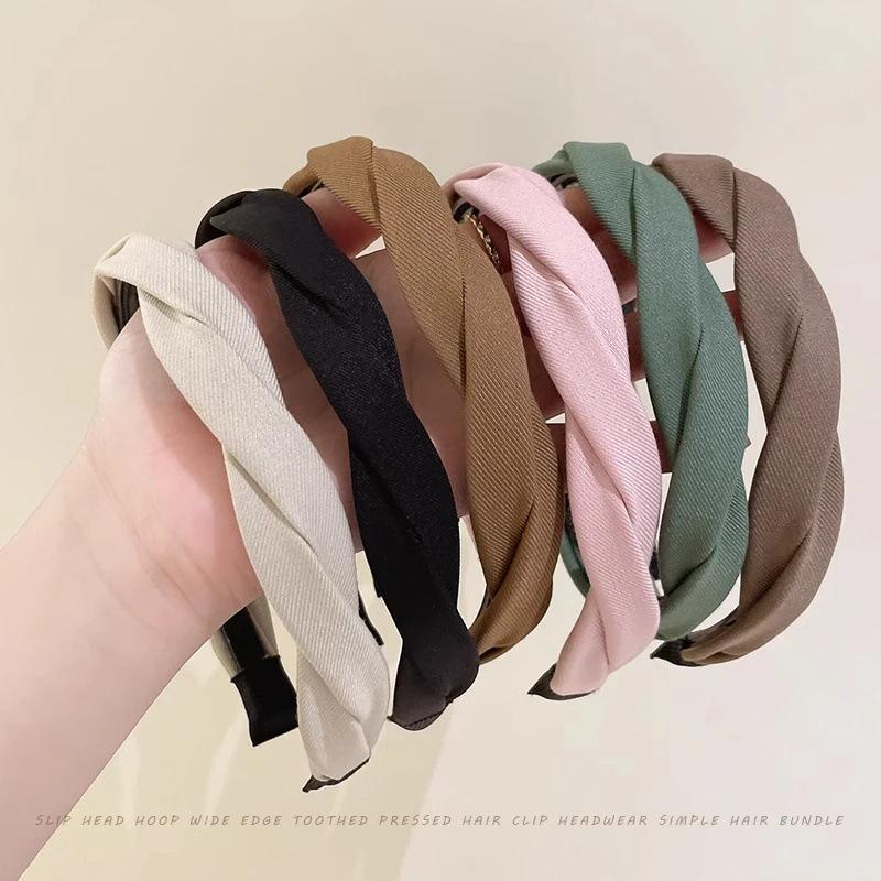 

Высокая корона Нескользящая резинка для волос Повязка на голову для женщин - Широкий край с зубцами для умывания лица Twist Headband [Random Color] 2-Pack