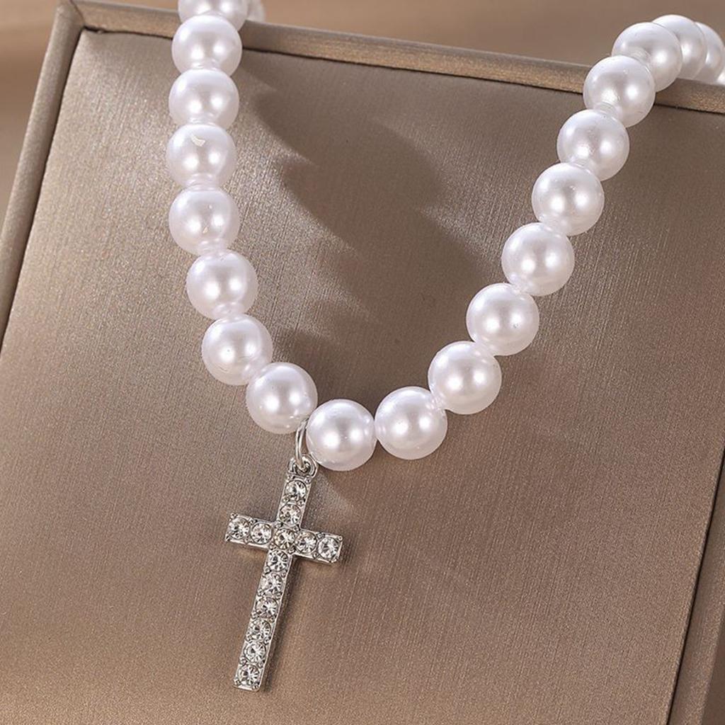 European And American Fashion Cross Diamond-encrusted Pearl Necklace, Individual Style Pendant.