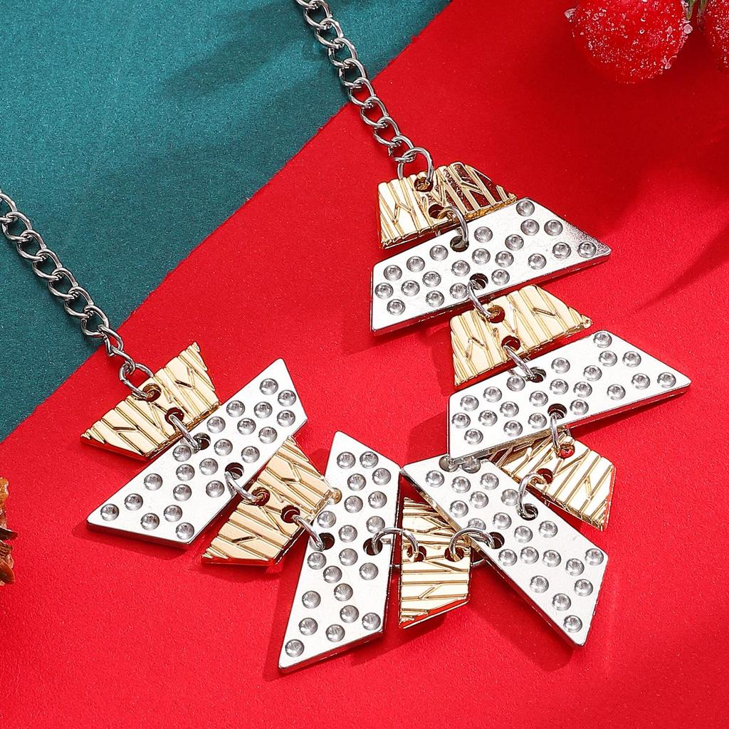 Punk Metallic Polygonal Pendant Necklace - Cool, Versatile, and Stylish.