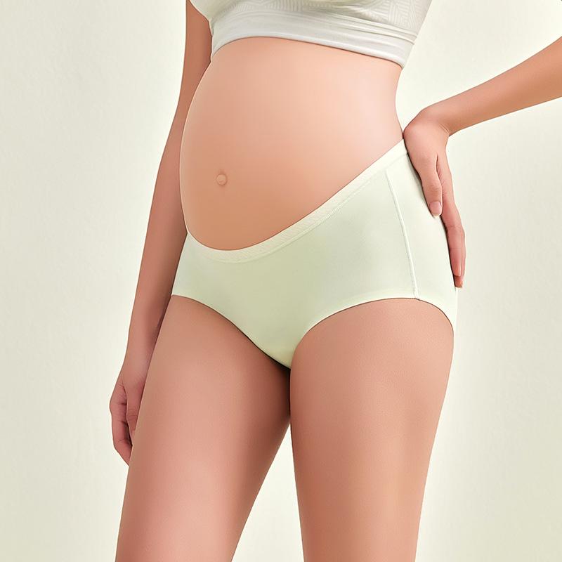 Plus Size Maternity Tummy Support Shorts - Seamless, Breathable, Mid-Waist, Cotton Crotch, Spring/Summer Pregnancy & Postpartum Underwear.