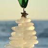 Sea Glass Christmas Tree Ornament Sea Glass Tree Resin Craft Ocean Beach Xmas Hanging Ornament for Home Collection Holiday Decoration