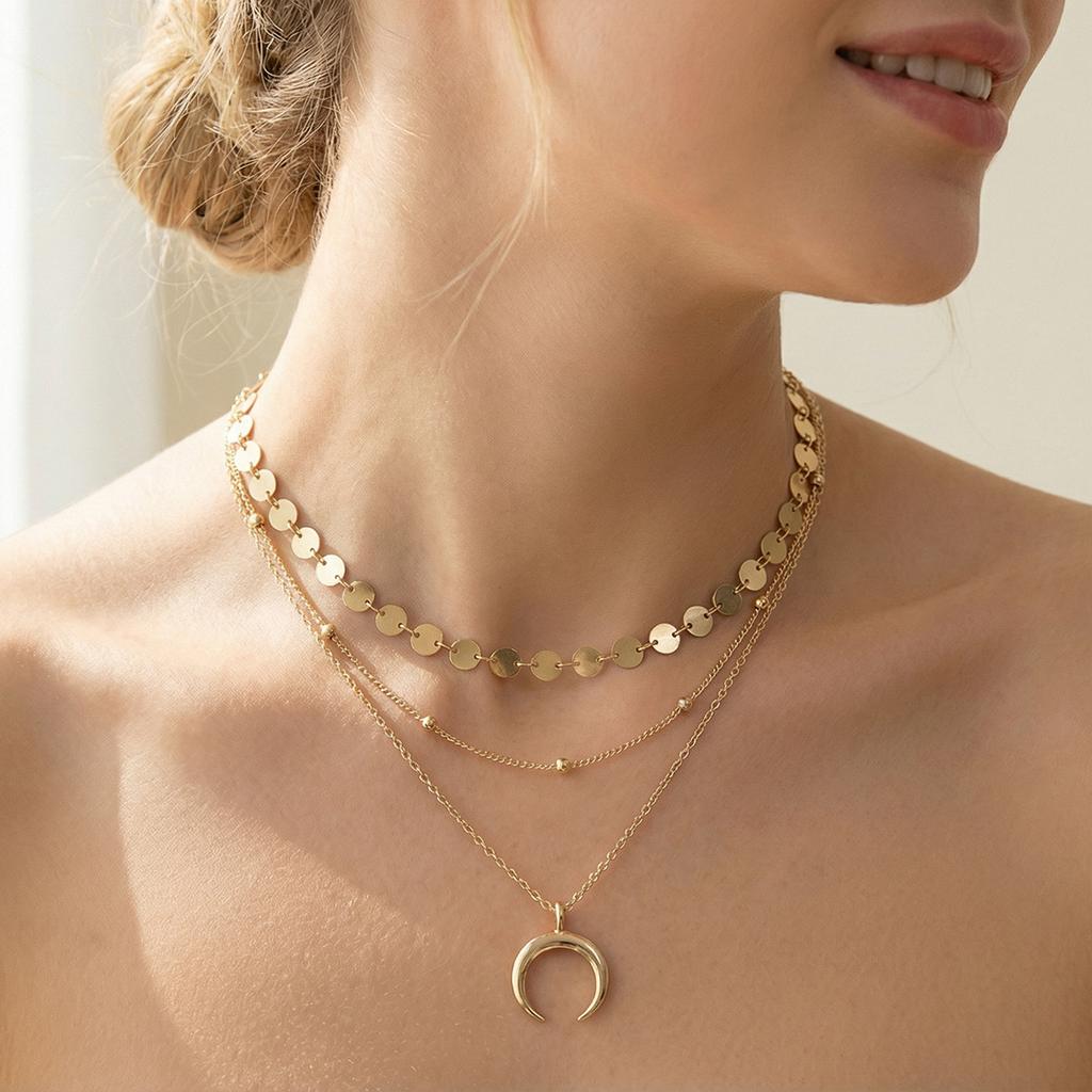Crescent moon personalized multi-layer stacked necklace ins the same jewelry, new layered fashion collarbone chain