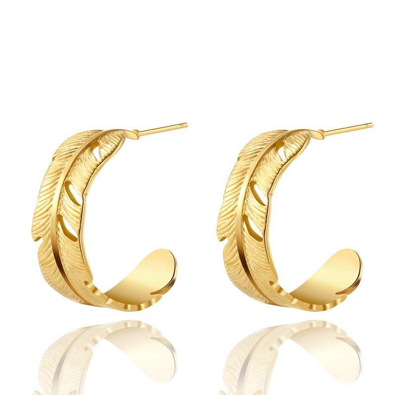 

C-Shaped Feather Stainless Steel Earrings Are Plated With Real Gold And Do Not Fade. Titanium Steel Studs Are Fashionable And Simple Earrings. Plated with 14k real gold