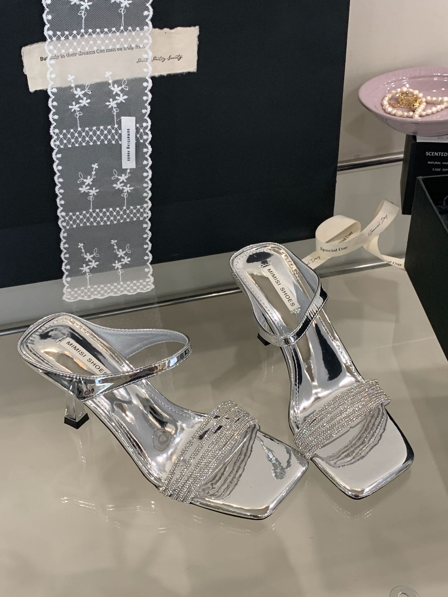 Sandals French Style Rhinestone Ankle StrapThinHigh Heel Slippers Women s Outdoor Wear Summer Fashion Open Toe Square Toe 35 серебряный