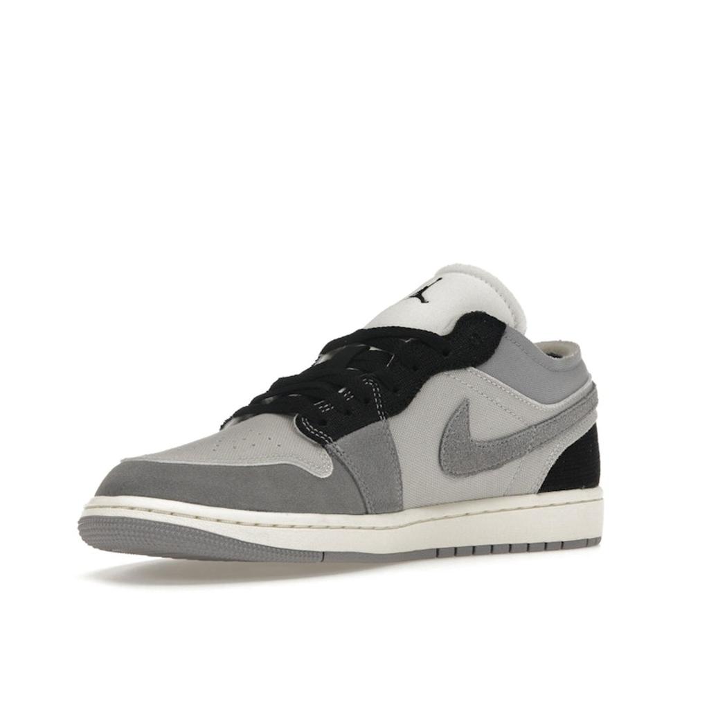 Air Jordan 1 Low SE Craft Inside Out - Cement Grey Pánské tenisky Tech-Grey Black Sail DZ4135-002