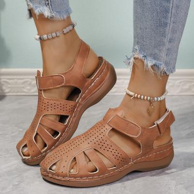 Skor för kvinnor Nya Sandaler med spänne Damsandaler Mode Baotou Casual Sandaler Kvinnor Sommar Plusstorlek Enfärgade Platta Sandaler