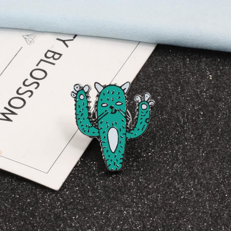 

Funny Green Gray Cactus Broochs Retro Men s Record Player Coat Badge Pin Brooch Women Fashion Enamel Pins Button Men Jewelry Hot