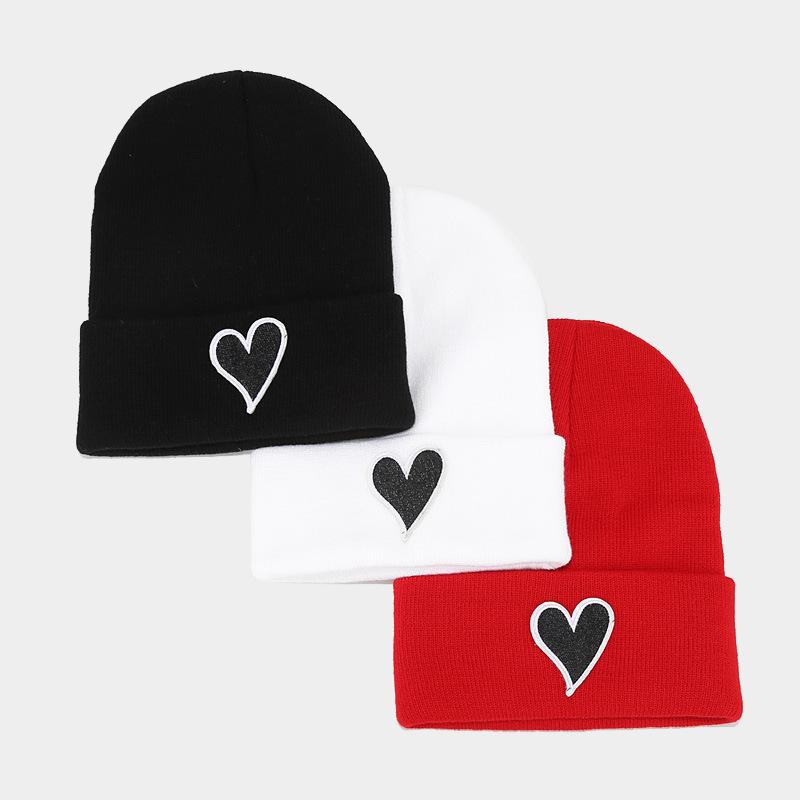 European and American Simple Love Embroidery Sticker Knitted Hat Men and Women Street Fashion Warm Pile Hat Autumn and Winter Personality Cold Hat