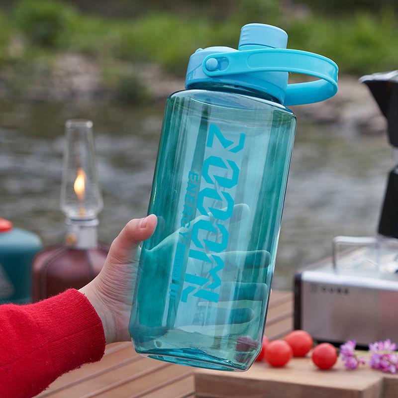 Kunststoff-Fitness-Wasserflasche mit hoher Kapazität und Griff - Hitzebeständig, für Männer und Frauen