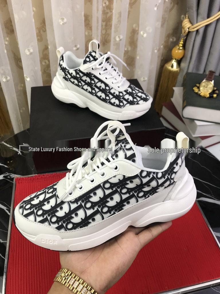 2024 European Low-Top Mesh White Luxury Casual Running Sneakers