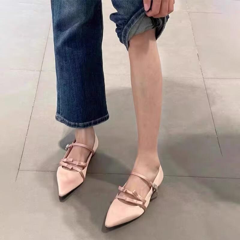 Chaussures à petit talon Été Nouveau Bout pointu Ouverture peu profonde Nœud papillon Semelle souple Antidérapant Résistant à l'usure Chaussures basses