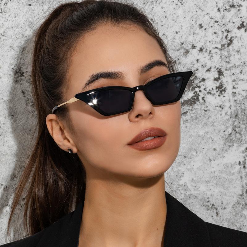 Women Sunglasses INS Korean Sunglasses for Women Small Cat Eye Shape Sun Eyeglasses Metal Design Anti-UV Outdoor Use Accessories