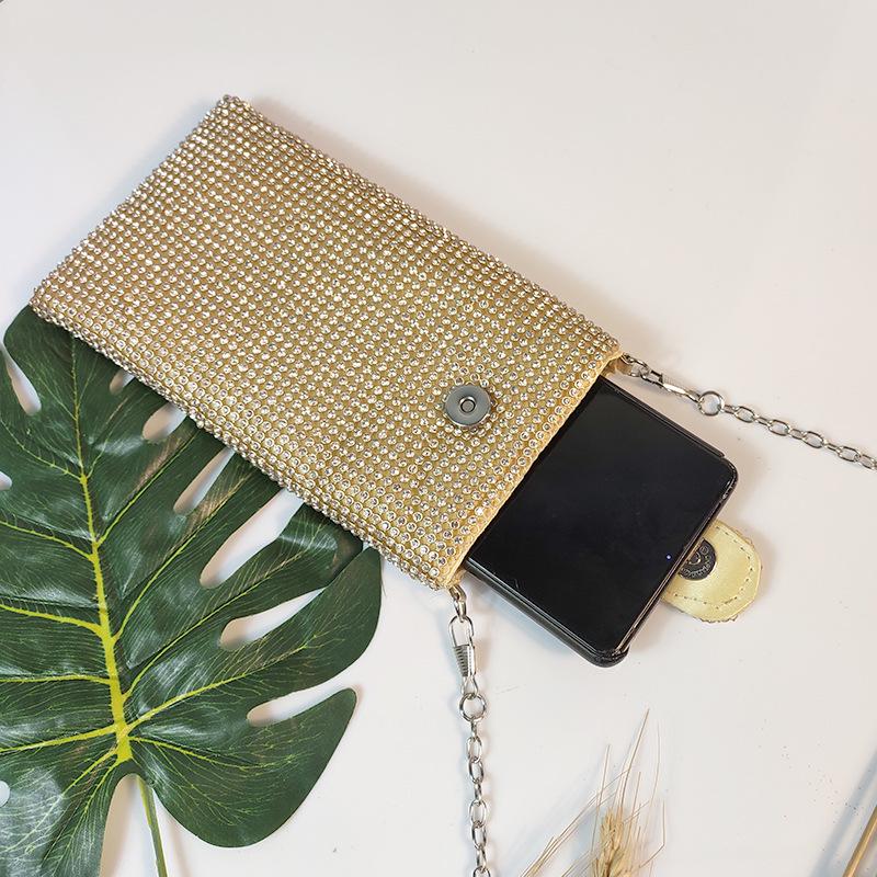 Женская мини-сумка-чехол на плечо со стразами 2025 года Модный вертикальный кошелек на цепочке золотой 1440₽