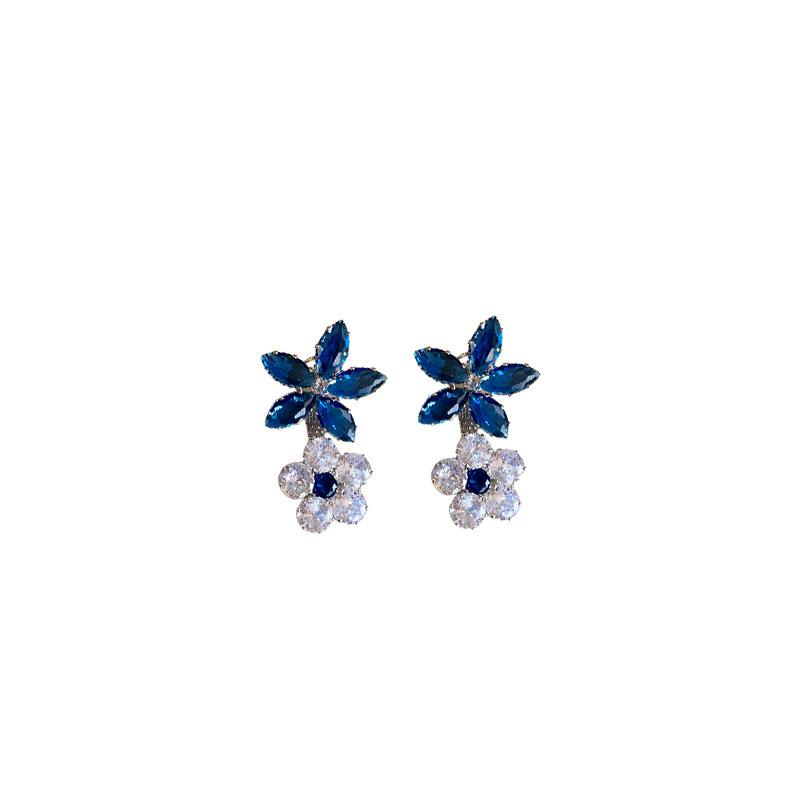 Zircon flower leaf water drop pendant necklace light luxury fashion collarbone chain exquisite new dress accessories