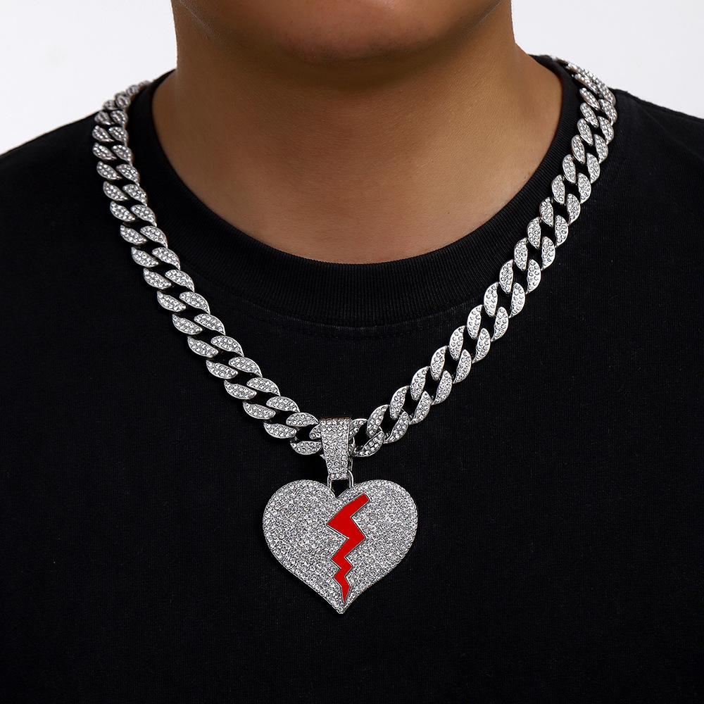 Street Hip Hop Personality Broken Crack Love Pendant Lanyard Hiphop15Mm Clasp Cuban Chain Men