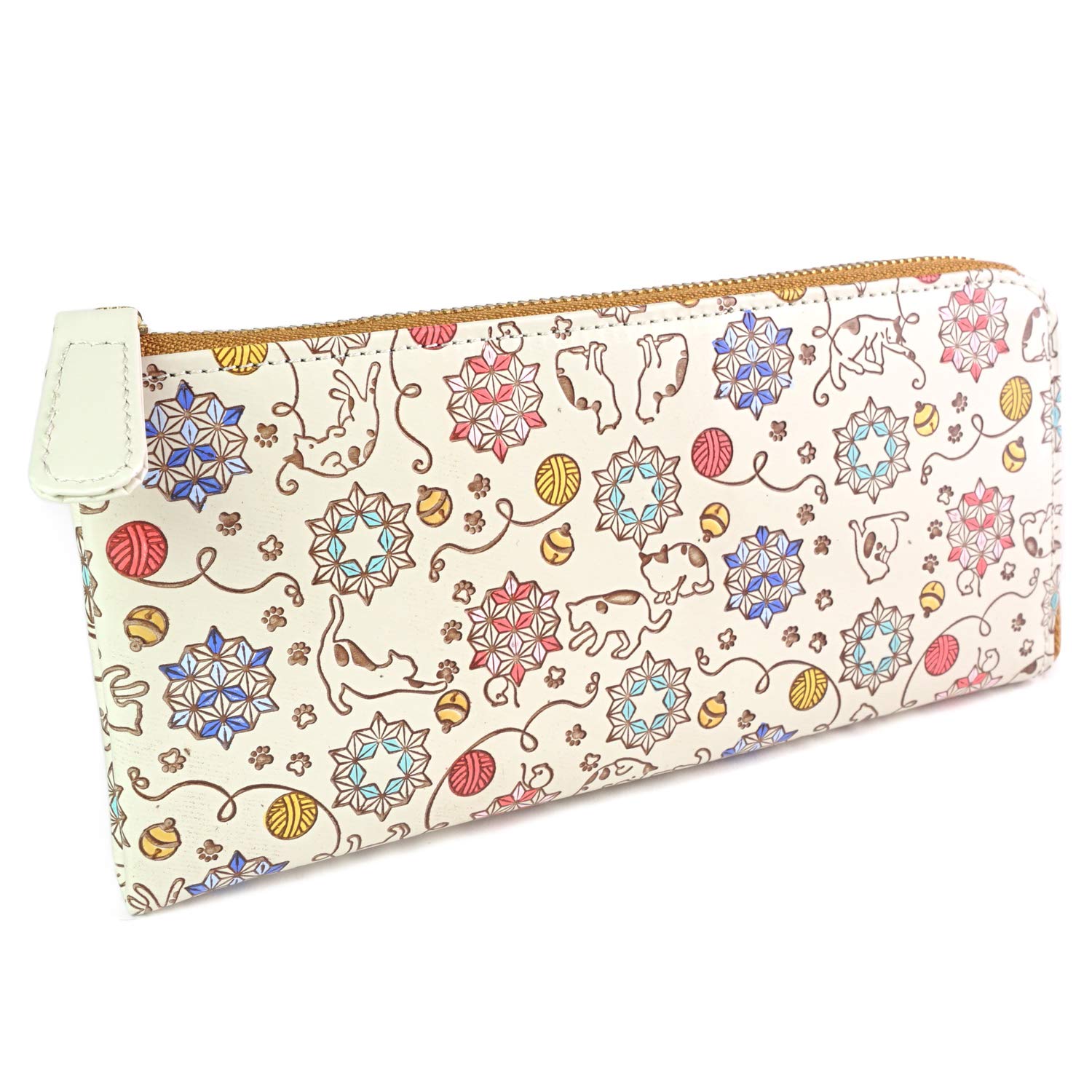 

Long wallet with L-shaped zipper, cat pattern, Japanese pattern, genuine leather, made in Japan, for women (white) білий