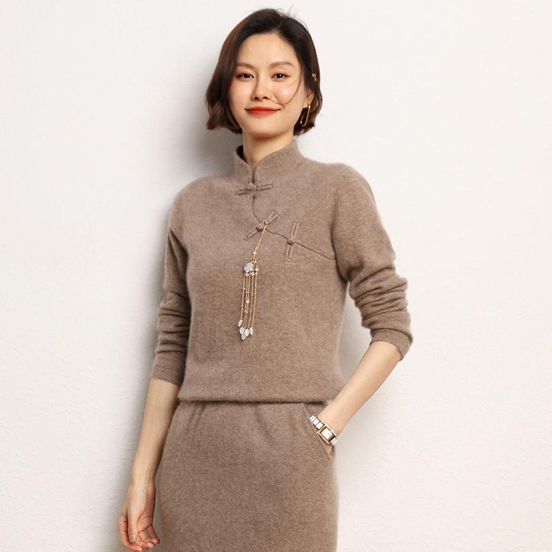 Retro Cashmere Stand Collar Sweater with Frog Buttons - Chinese Style Autumn/Winter Versatile Pullover