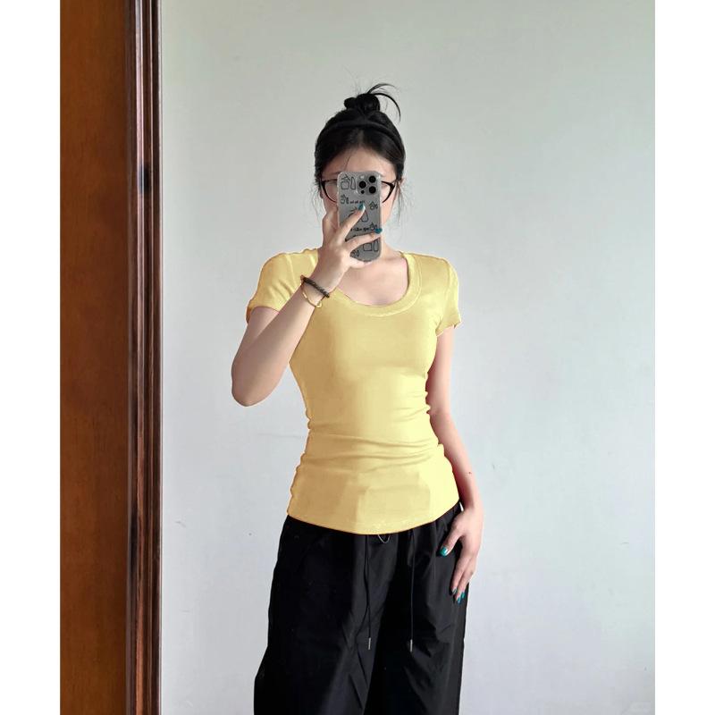 Creamy Yellow Women s T-shirt with Shoulders New Summer Outfit Half-sleeved Slim Tight Cropped Top with Short Sleeves S