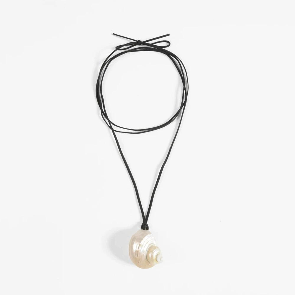 Natural Conch Shell Pendant Necklace For Women Girls Adjustable Long Sweater Chain Beach Hoilday Jewelry Fashion Accessory